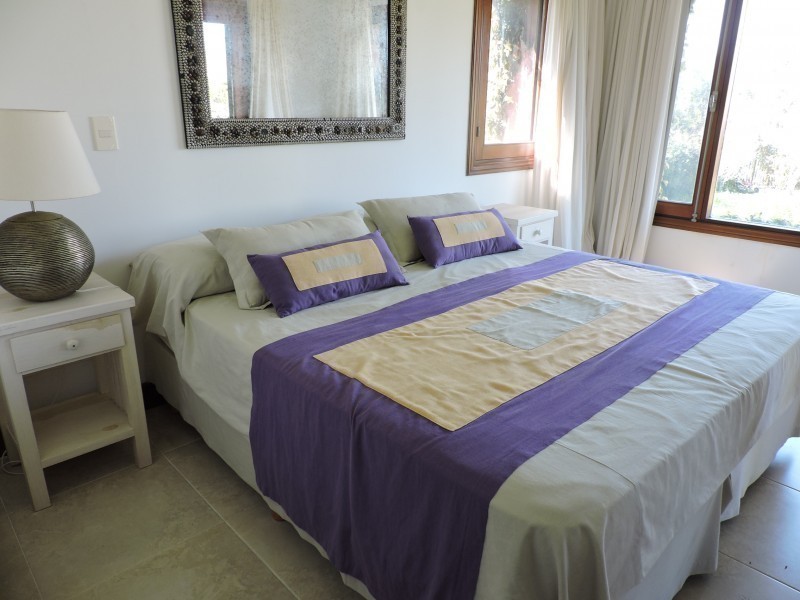 Casa en Montoya de 4 dormitorios